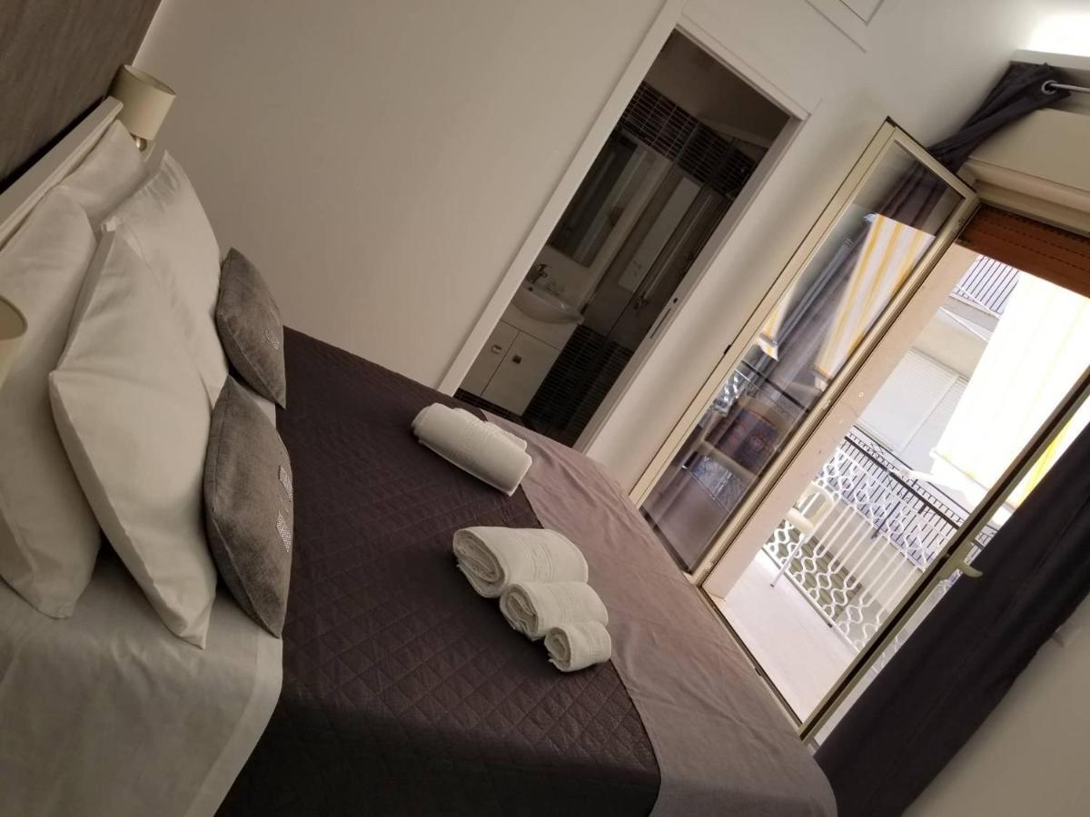 ジャルディーニ・ナクソス Giori Bed & Breakfast エクステリア 写真